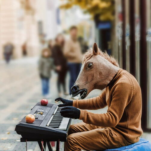 Street performance, Musician, Technology, Street, Electronic device, Electronic instrument, Musical instrument, Pianist, Keyboard, Road